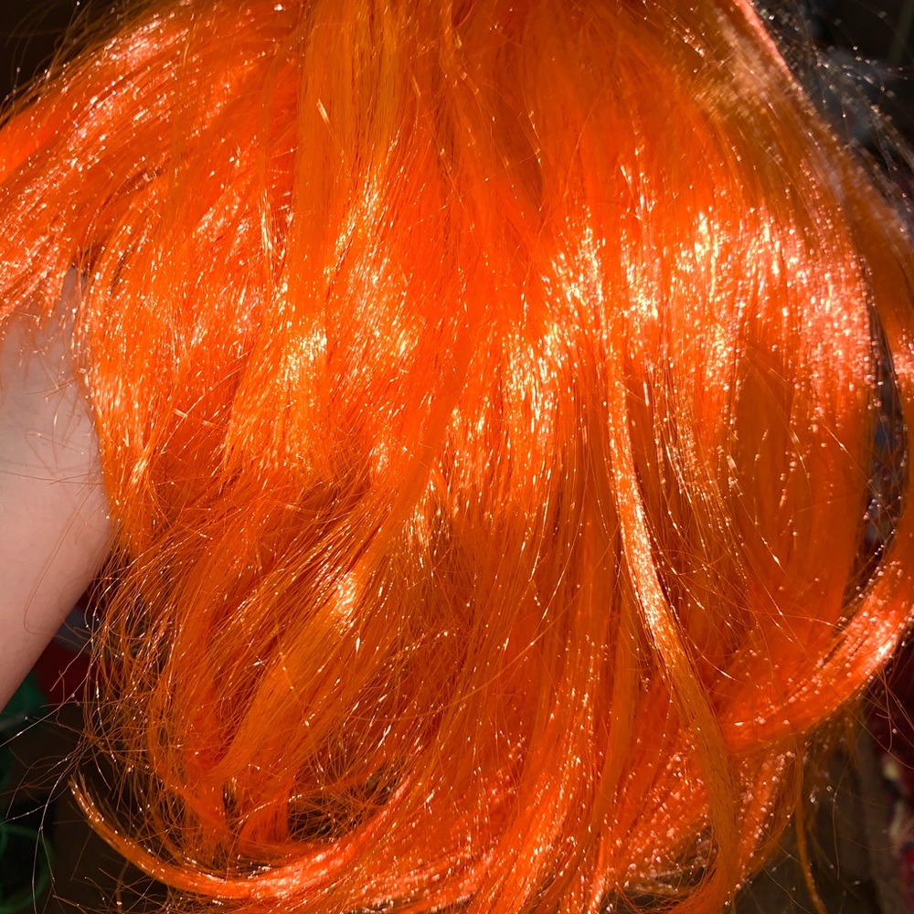 Wigs - Picture 2 of 5